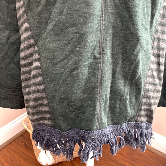 Anthro Saturday Sunday Elise Blanket Cardigan - Picture 5 of 9